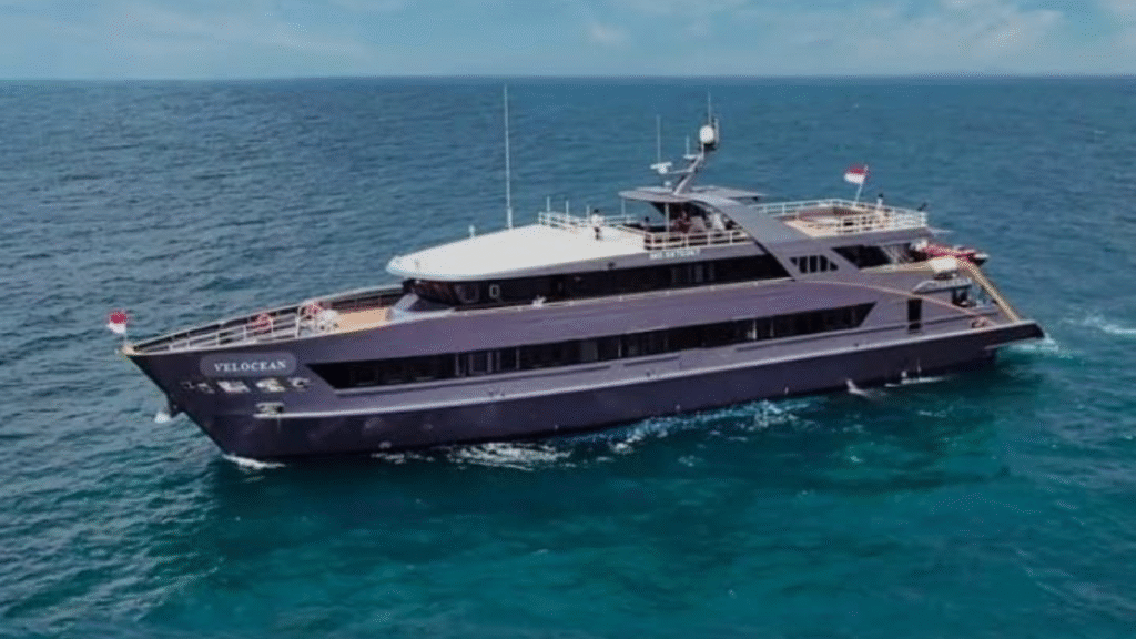 Velocean: The Ultimate VVIP Yacht Experience in Komodo National Park