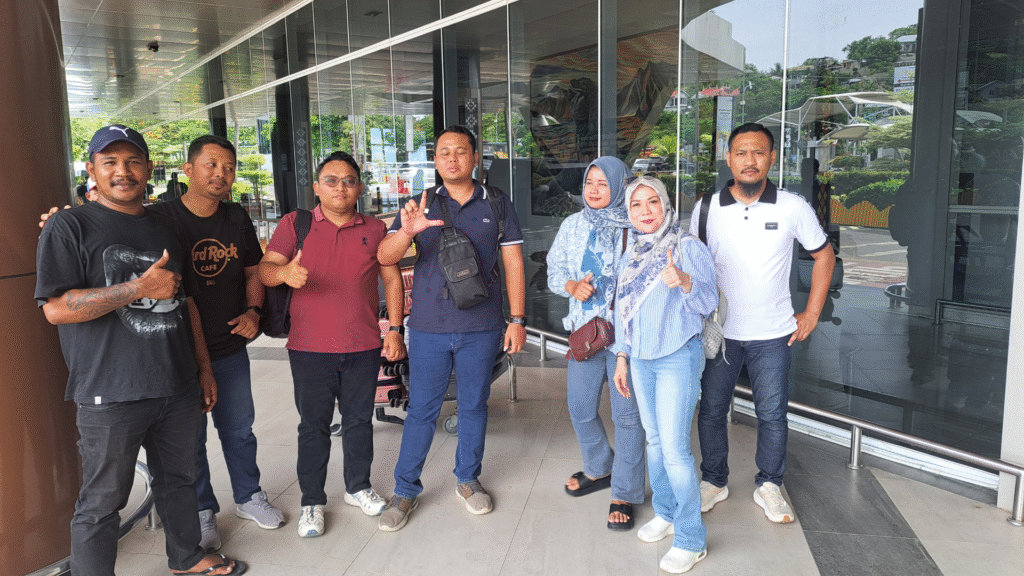 科莫多岛开放式行程(3天2晚)——空调船探险