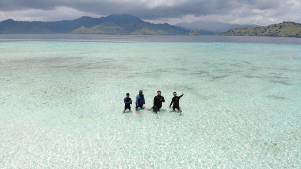 从龙目岛出发前往科莫多岛航行之旅的安全指南