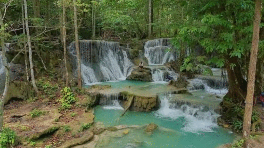 邦盖开放之旅：发现苏拉威西中部隐藏的自然美景