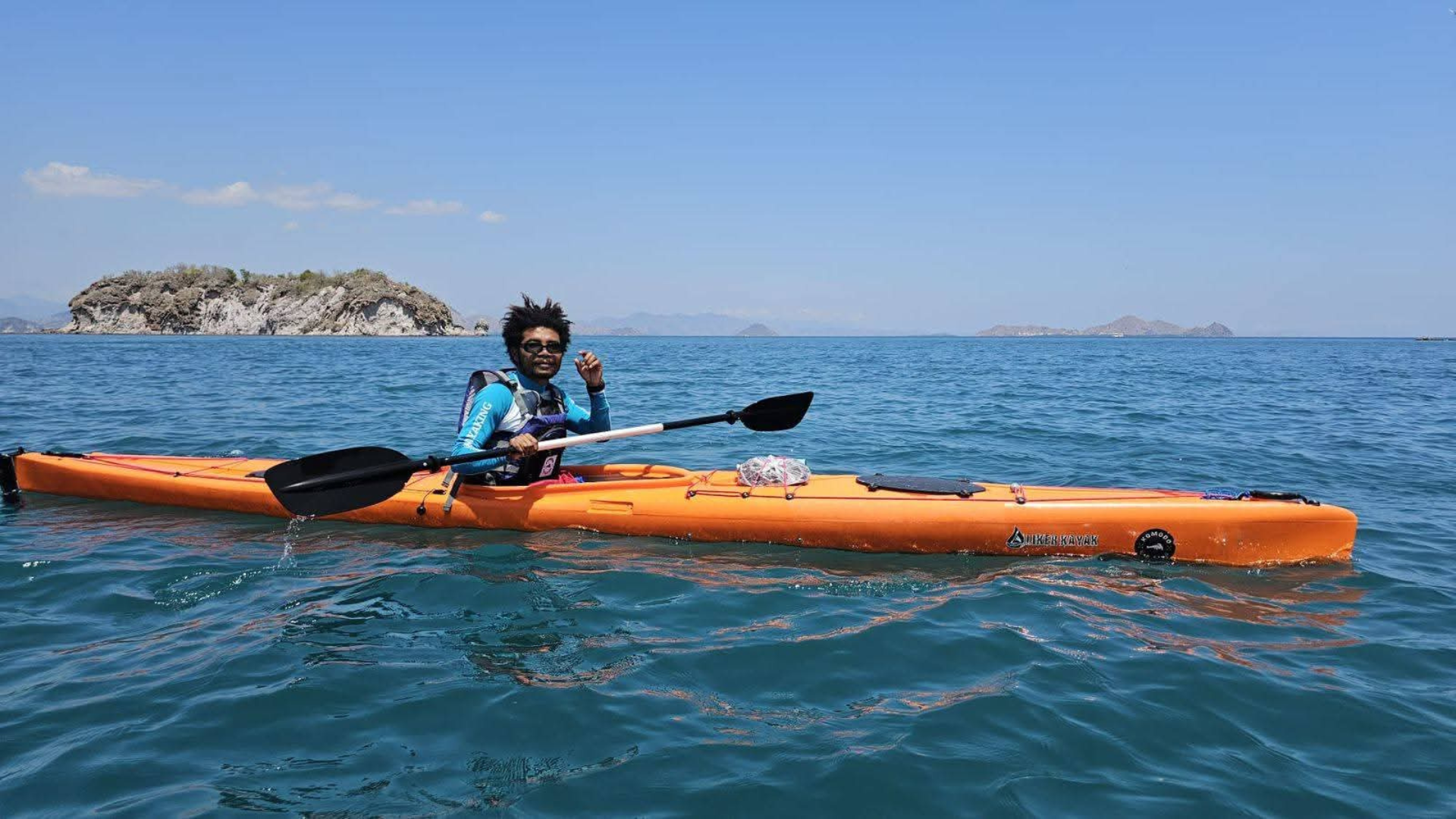 Komodo Kayaking Tour 5 Days – Adventure Paddling Through Komodo National Park