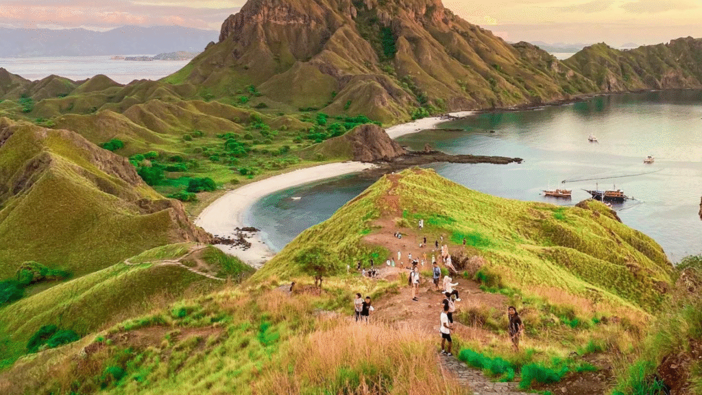 2 Days 1 Night Sailing Trip Labuan Bajo – Komodo: A Short Yet Unforgettable Adventure