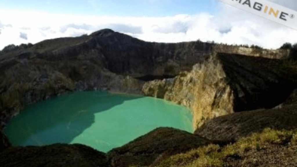 Lake Kelimutu Flores: A Magical Journey to Indonesia’s Three-Colored Lakes
