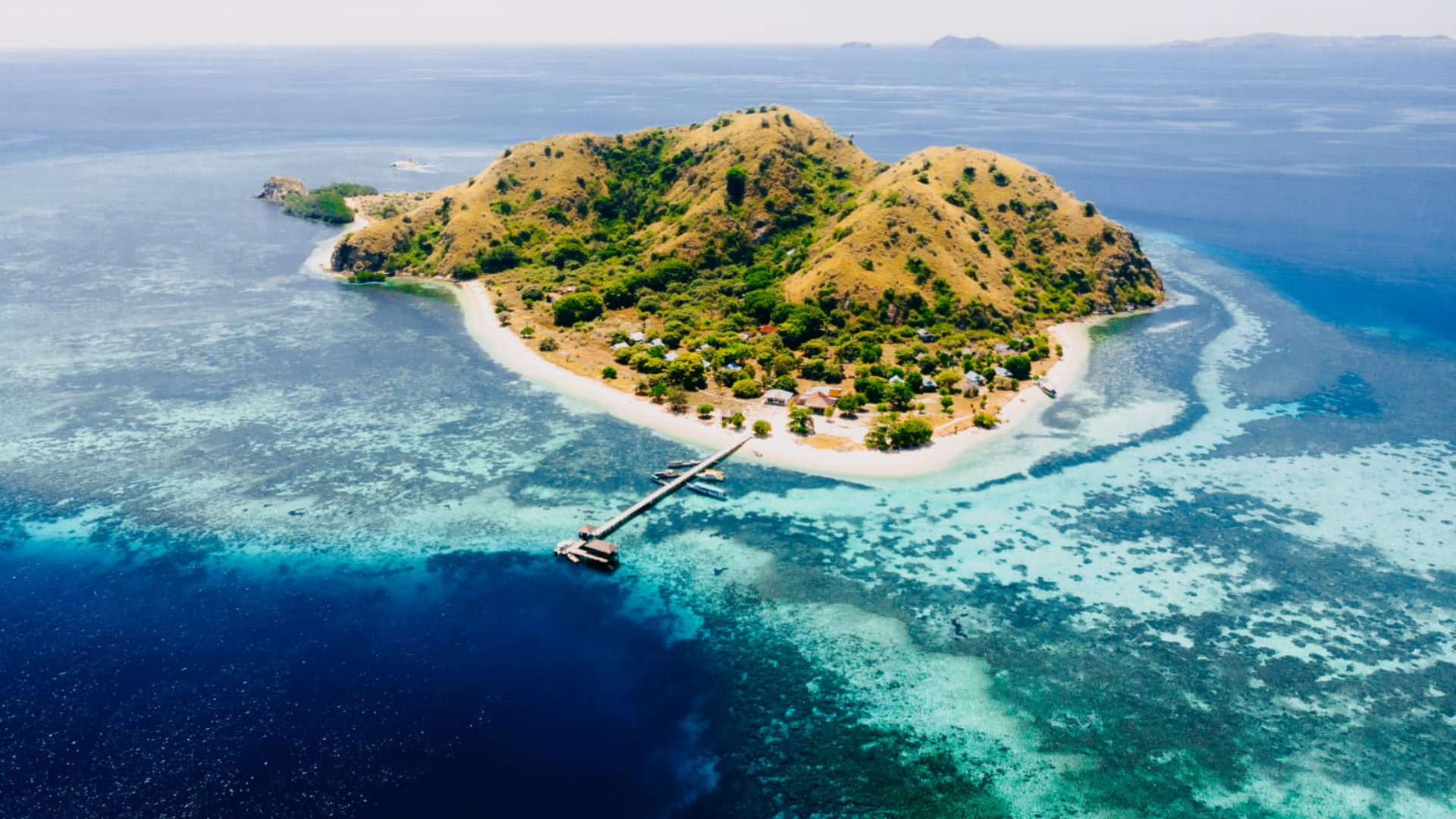 Kanawa Island Labuan Bajo: A Hidden Tropical Paradise Near Komodo National Park