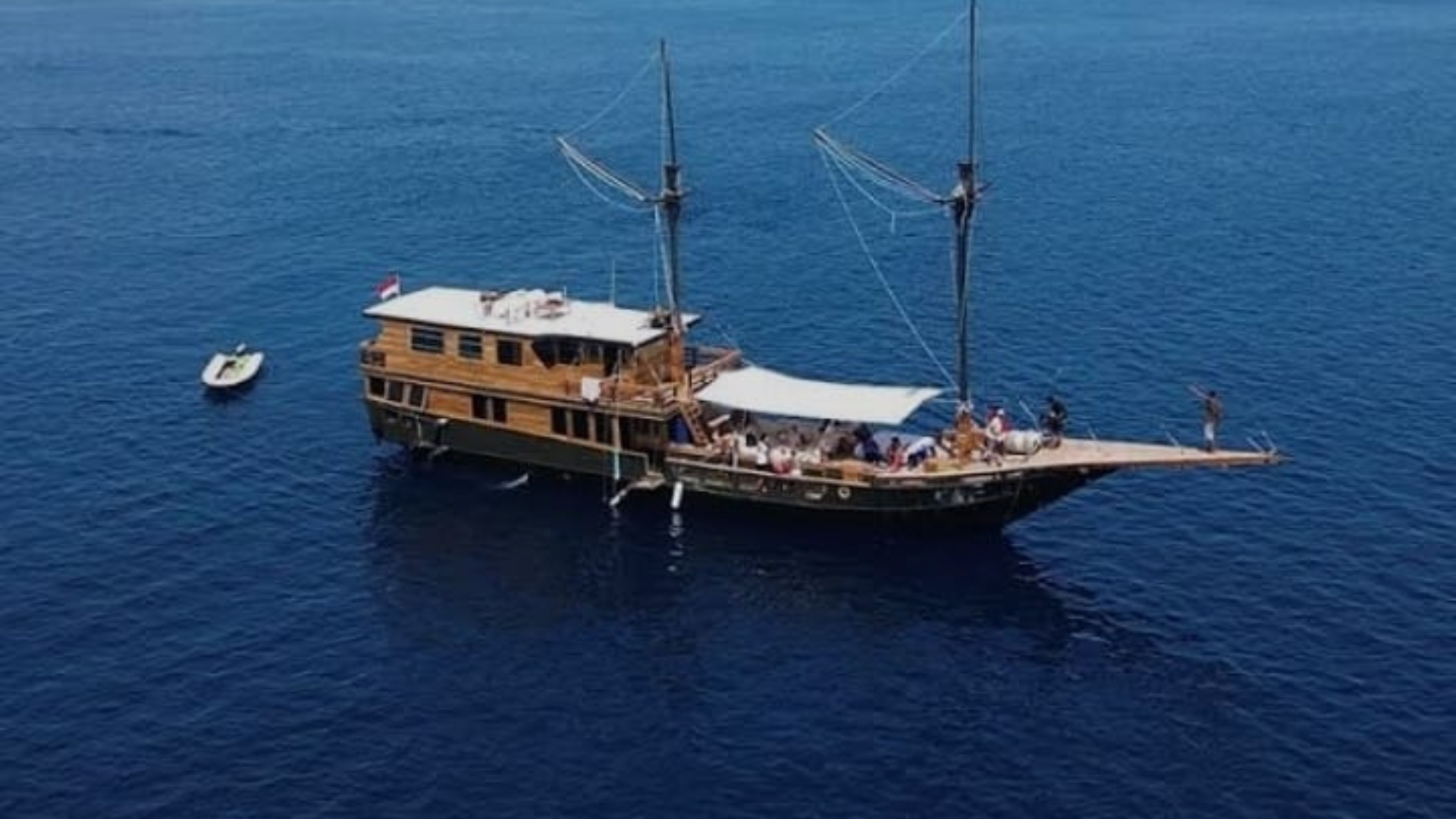 Three Days Two Nights Sailing Komodo: The Ultimate Island Adventure