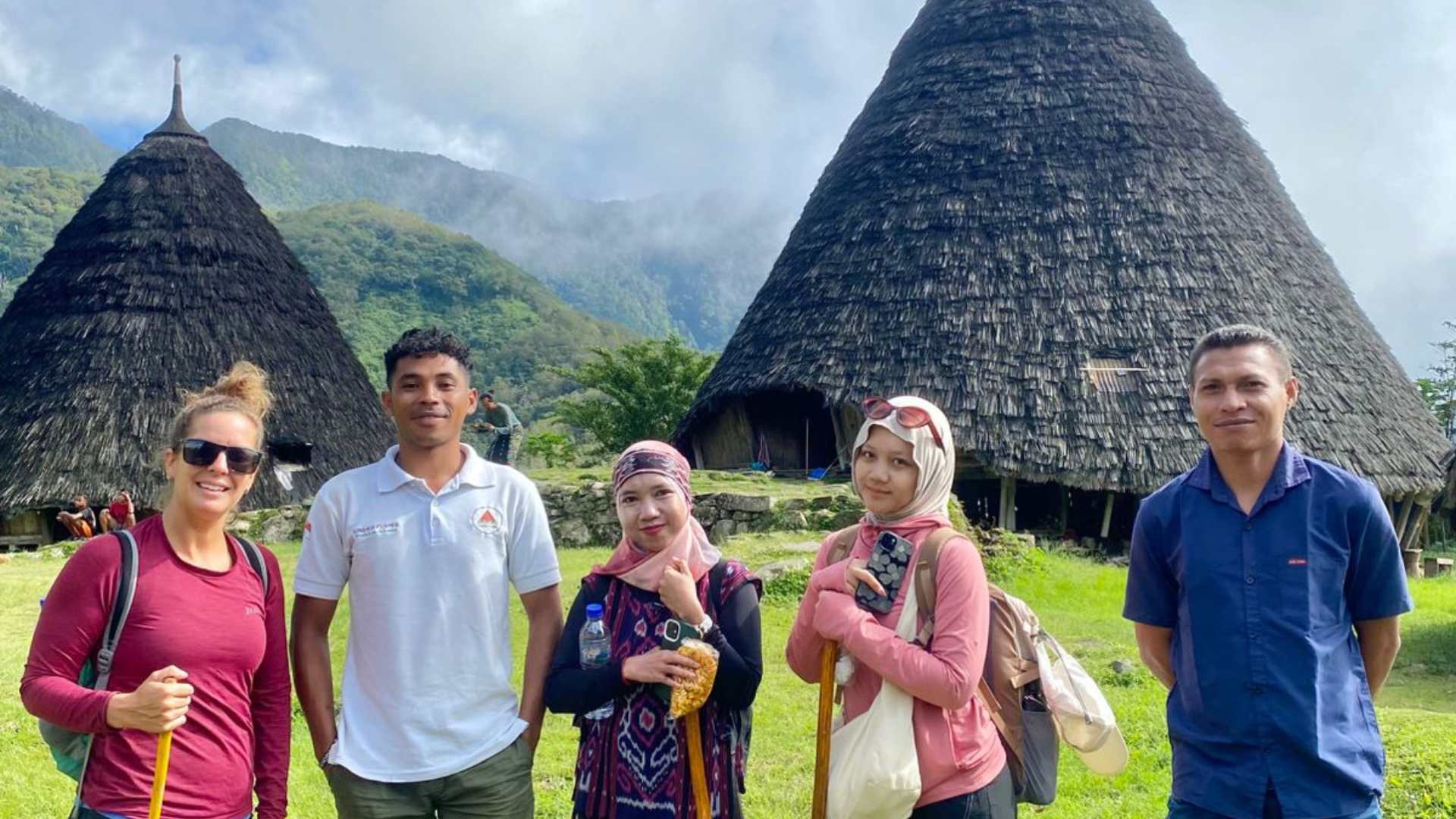 Flores Island Tour 4 Days 3 Nights: A Perfect Short Adventure Across Flores