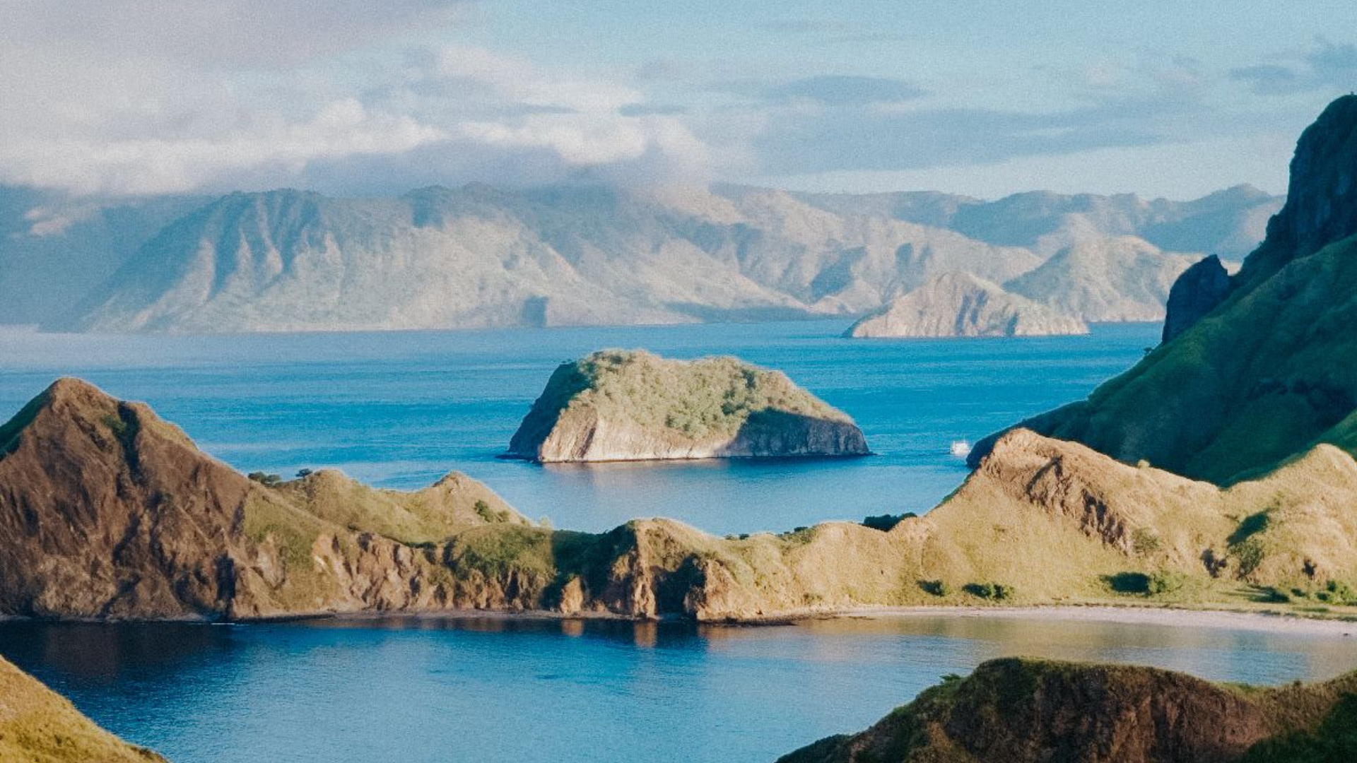 Full Day Tour in Komodo National Park – Explore the Best of Labuan Bajo in One Day