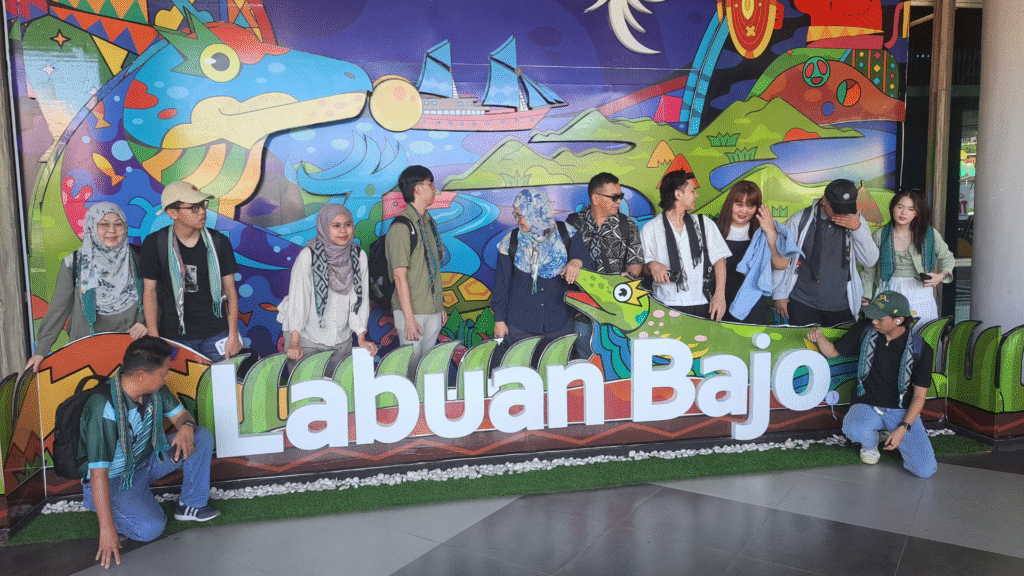 Explore Labuan Bajo Komodo Tour with 2 Days 1 Night