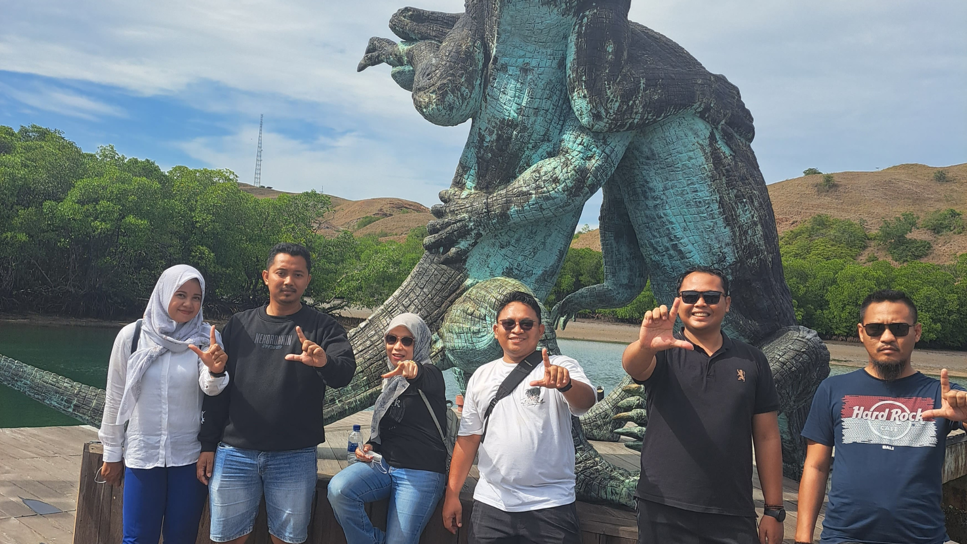 Rinca Island: The Untamed Home of Komodo Dragons