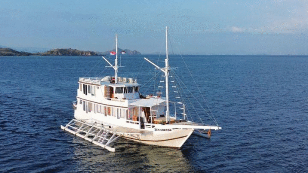 Komodo Liveaboard Private Charter: Discover More with an Exclusive Voyage