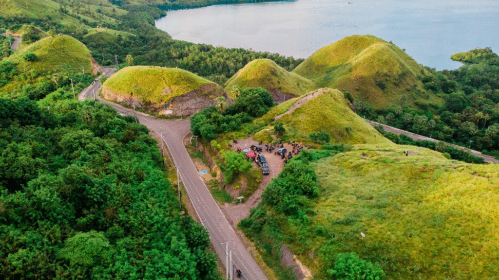 Komodo and Flores Tour Package: The Perfect Combination of Land and Sea Adventure