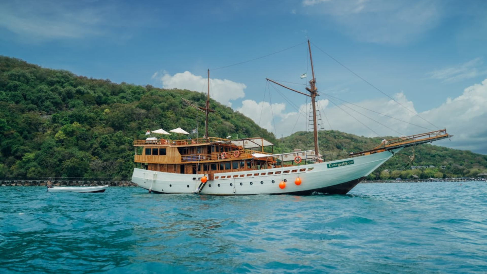 Honeymoon Private Komodo Trip: Celebrate Romance in Paradise