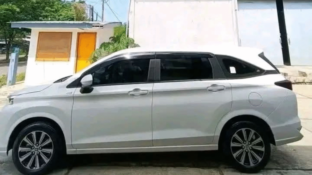 Komodo Tour Car Rental in Labuan Bajo: Travel Comfortably and Conveniently