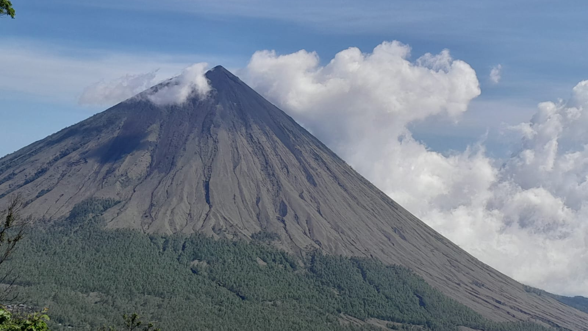 Wae Rebo Flores: Experience a Traditional Village in the Heart of the Mountains