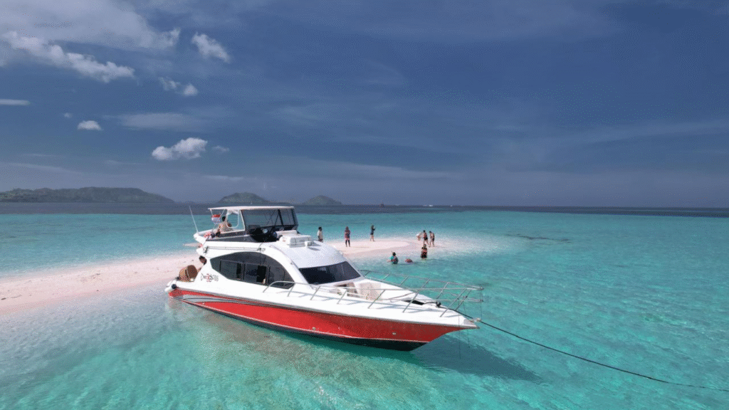 Komodo Private Boat Excursion: Explore Komodo at Your Own Pace