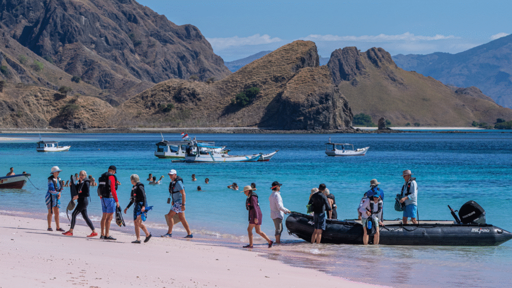Scenic Cruises Komodo: Explore Komodo National Park in Luxury