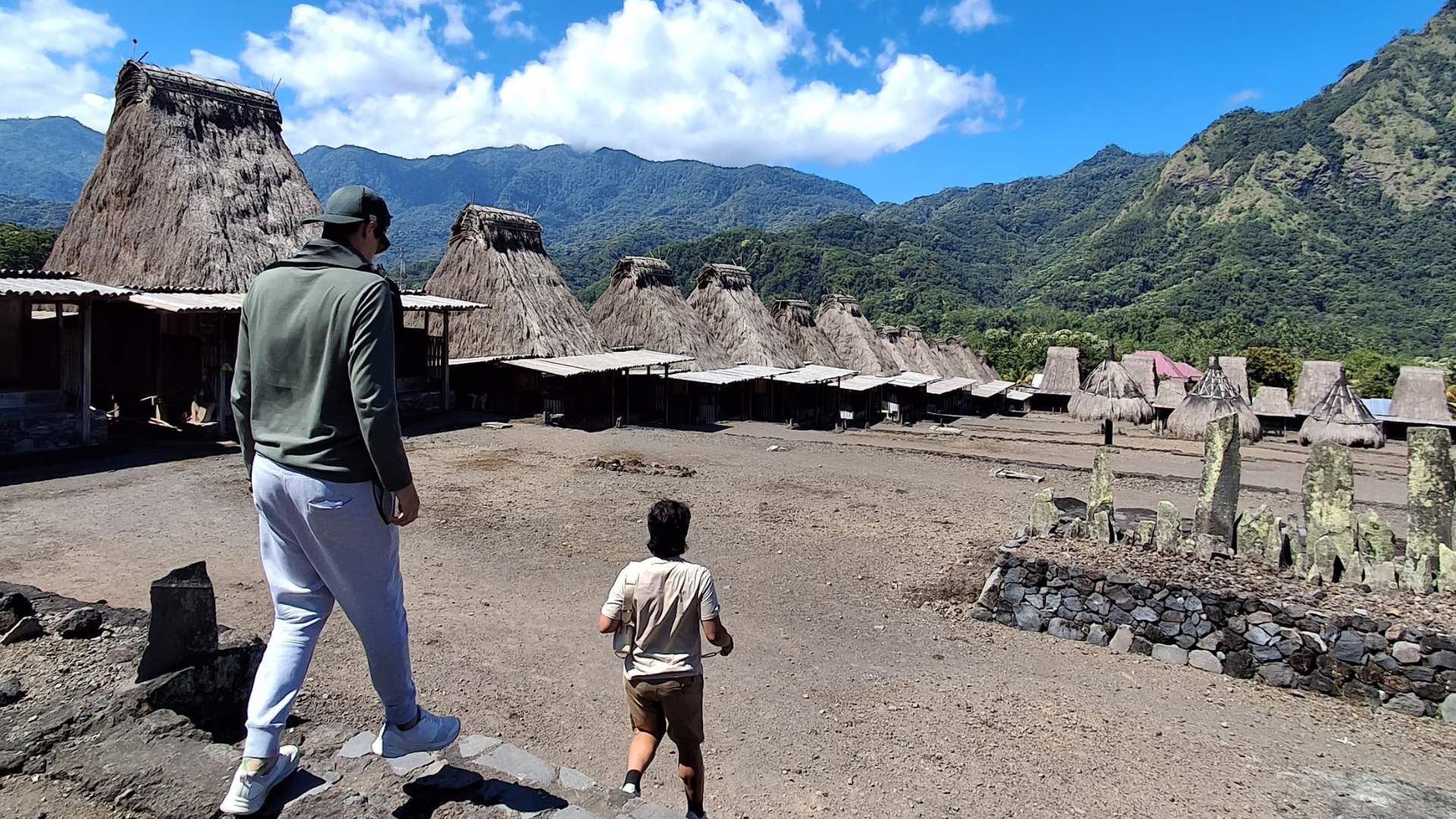 Flores Cultural Tour: Experience the Island's Living Traditions