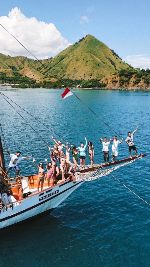 Komodo Boat Trip Itinerary: A Complete Guide to Island Adventures