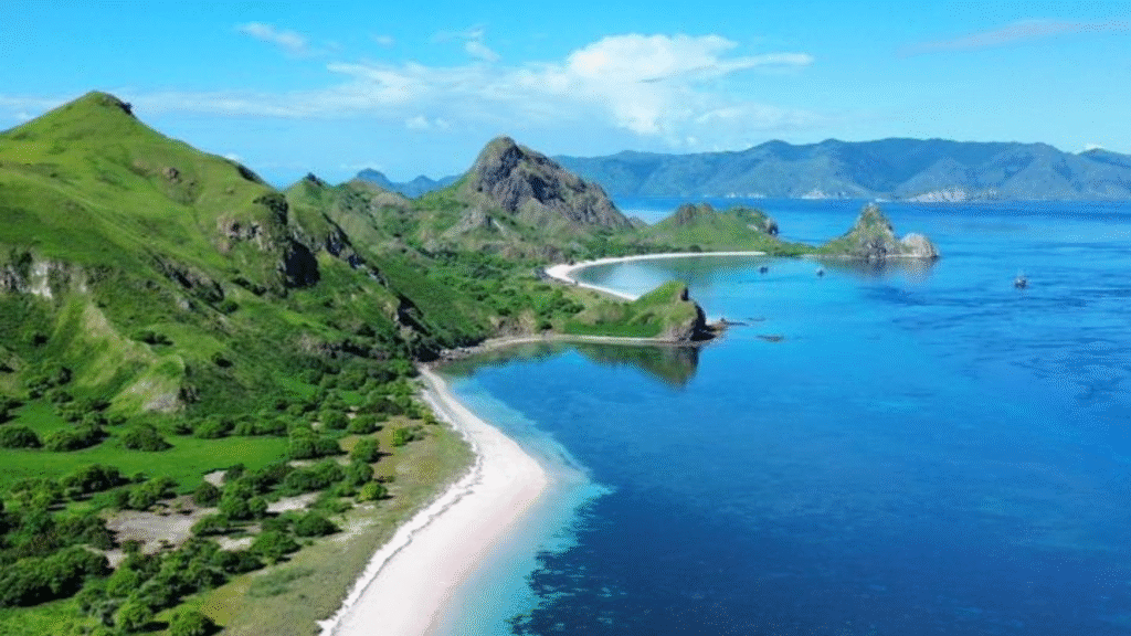 Flores Island Tour: Discover Nature, Culture, and Local Life