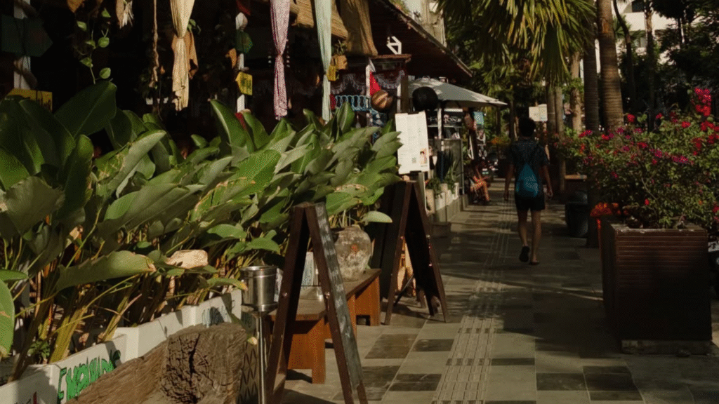 Labuan Bajo Walking Tour: A Simple Guide to Exploring the Town