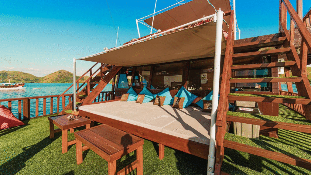 Wooden Boat Komodo Tour: Experience Traditional Island Adventures