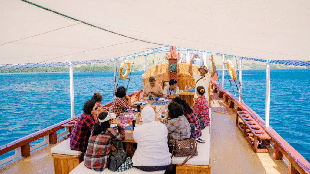 Komodo Liveaboard 3 Days 2 Nights: Stay on Board and Explore the Islands