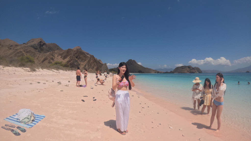 Private Komodo Beach Escape: Quiet Islands and Crystal Waters