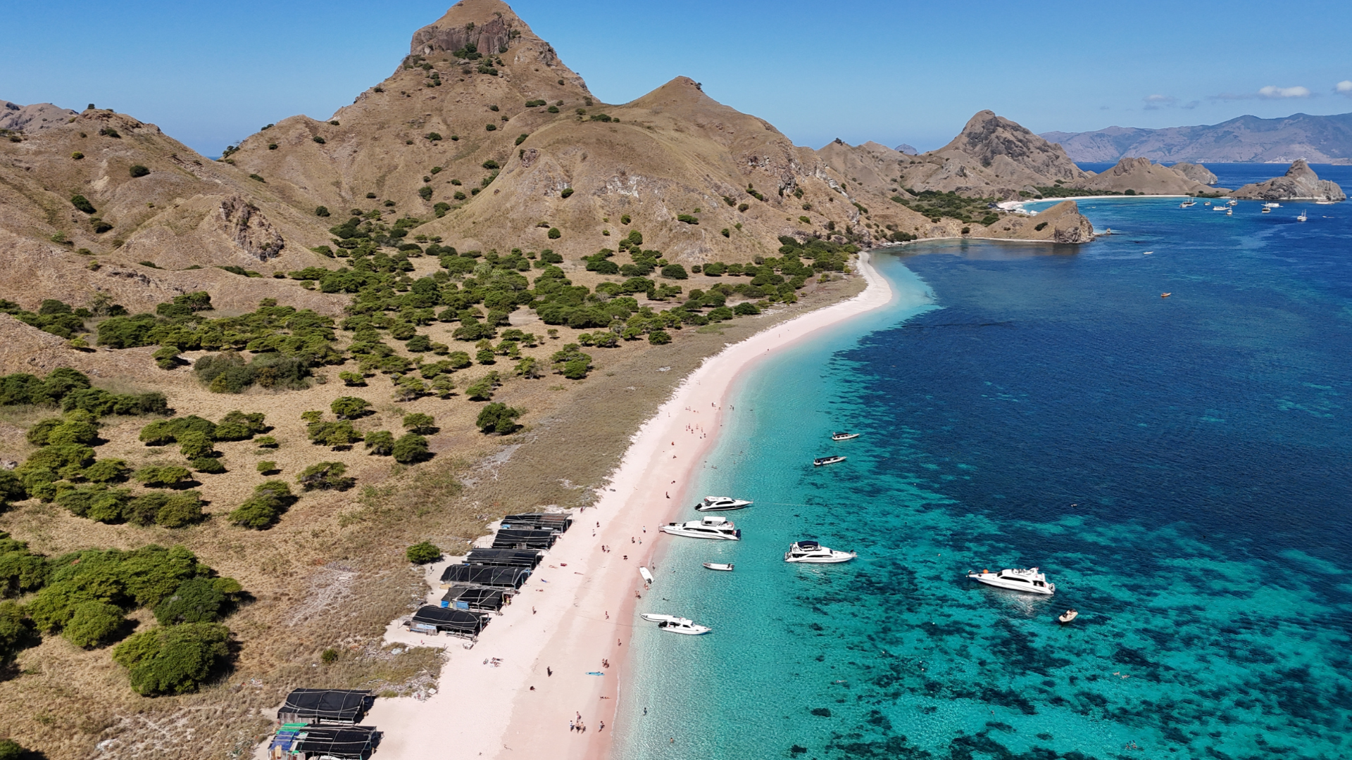 Private Komodo Cruise and Island Hopping: Explore More Islands in One Sailing Trip
