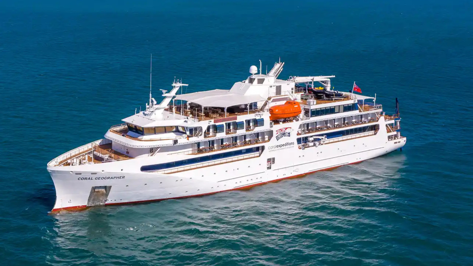 Komodo Cruise Tours: Shore Excursions to Komodo National Park